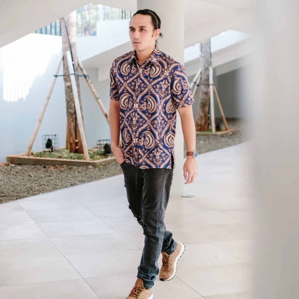 Luxury Batik Shirt Performance for Mens